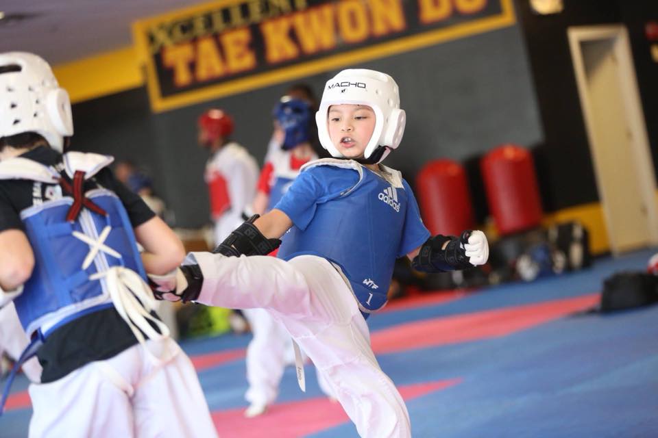 xtc taekwondo student sparring